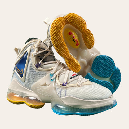 Nike Lebron 19 Basketball