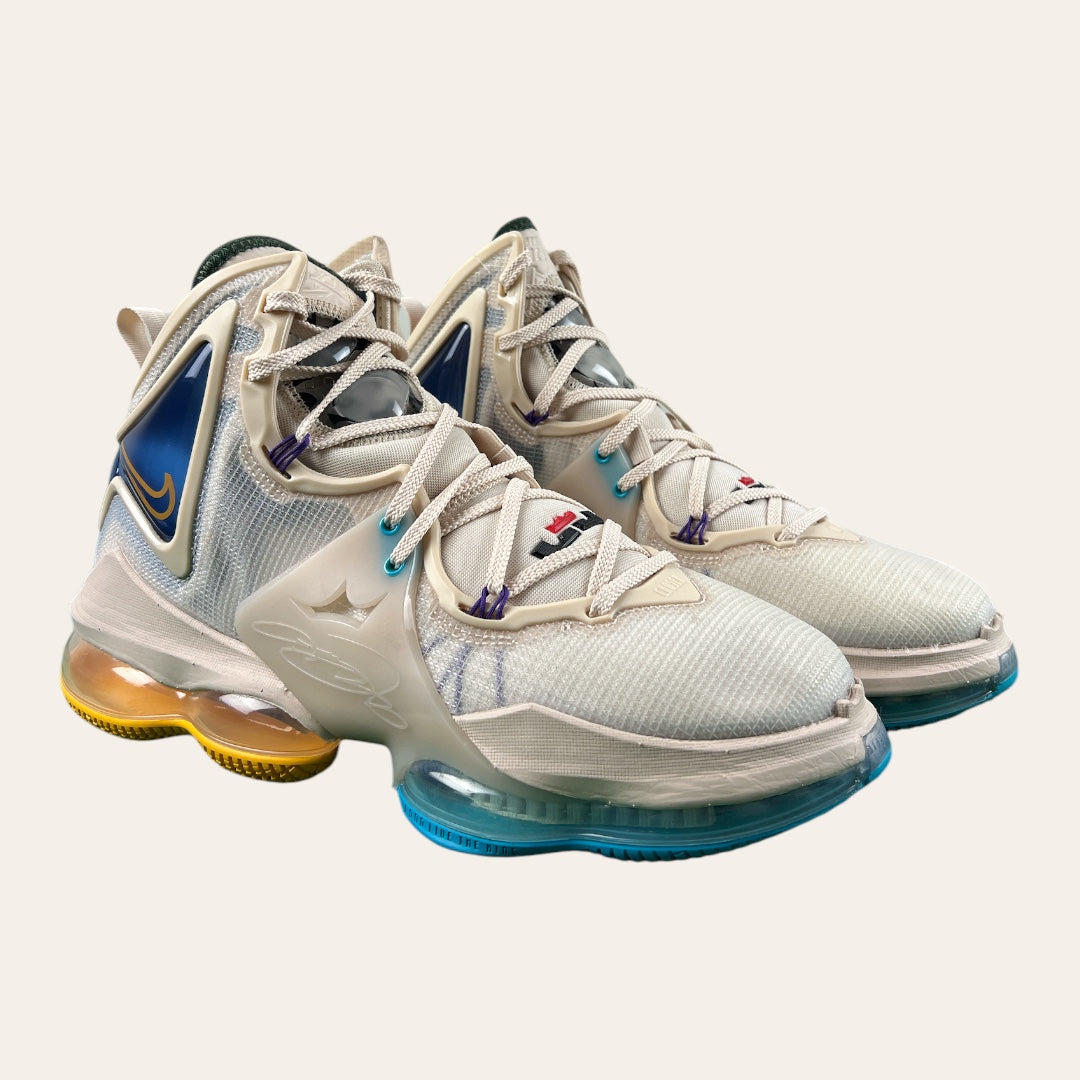 Nike Lebron 19 Basketball