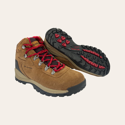 Botín Columbia Newton Ridge Plus Waterproof Mujer